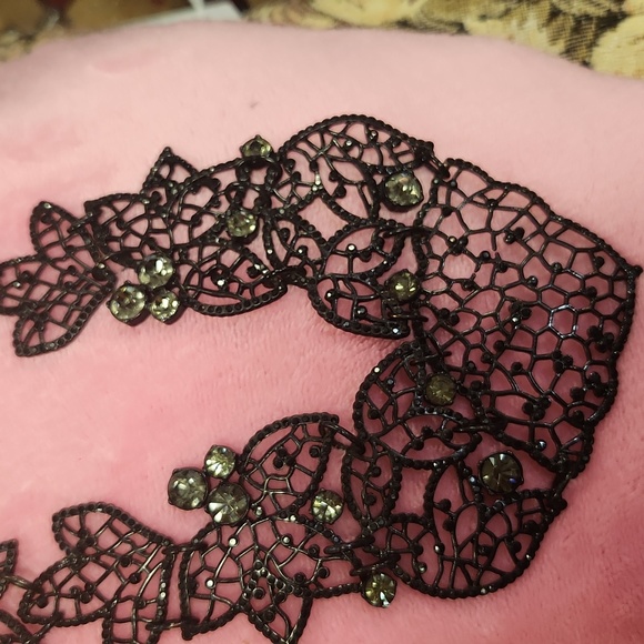 Ann taylor necklace - Picture 3 of 5